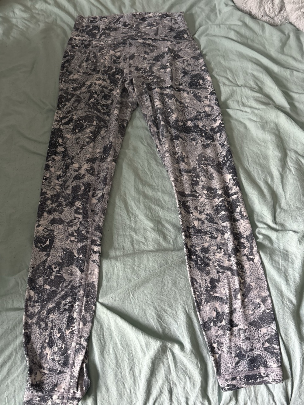 lululemon athletica Gray Black Marble-Print Leggings